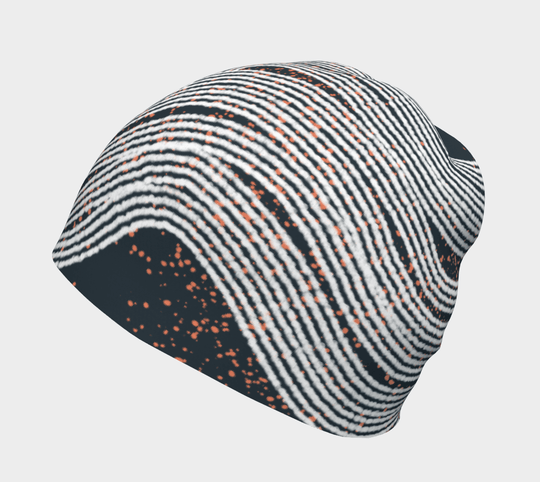 Vue rapprochée de la tuque Dark Steel, montrant son motif abstrait sous plusieurs angles.