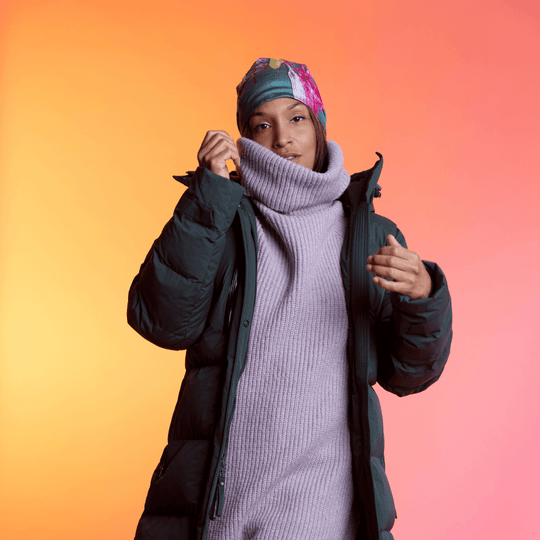 Femme portant un manteau d&