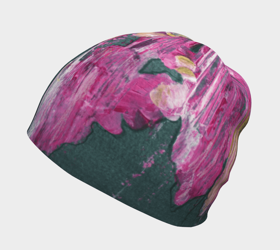 Gros plan de la tuque Flower Glitch, montrant les coups de pinceau texturés du design floral abstrait.