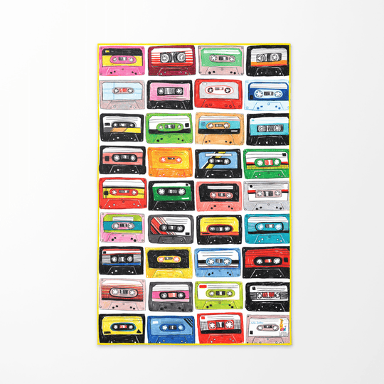 Gros plan du motif coloré de cassette sur la serviette de plage Mixtapes.