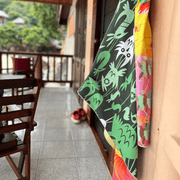 Serviette de plage et de voyage - Wall of Birds